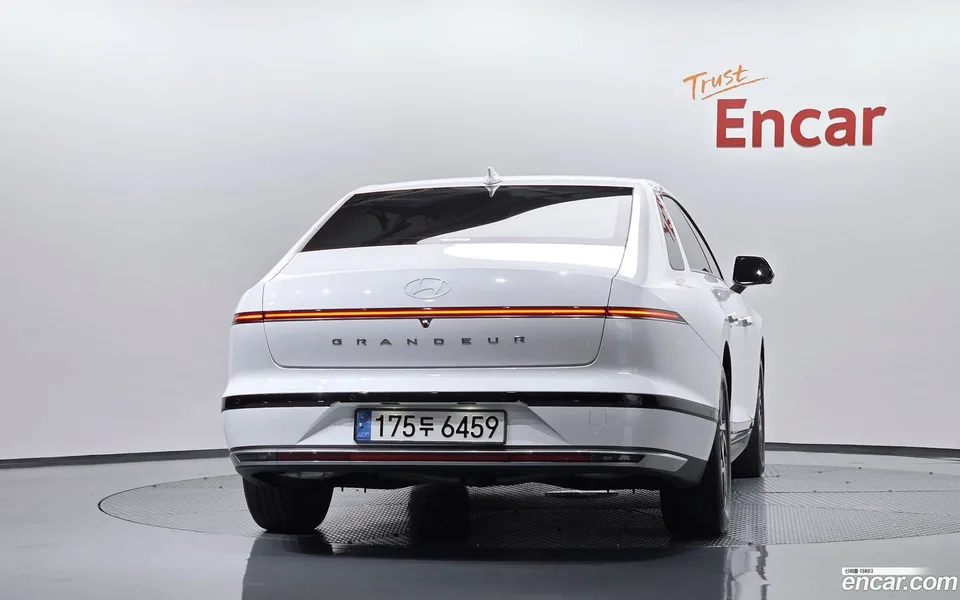 Hyundai Grandeur Hybrid 2024 — thumbnail 4
