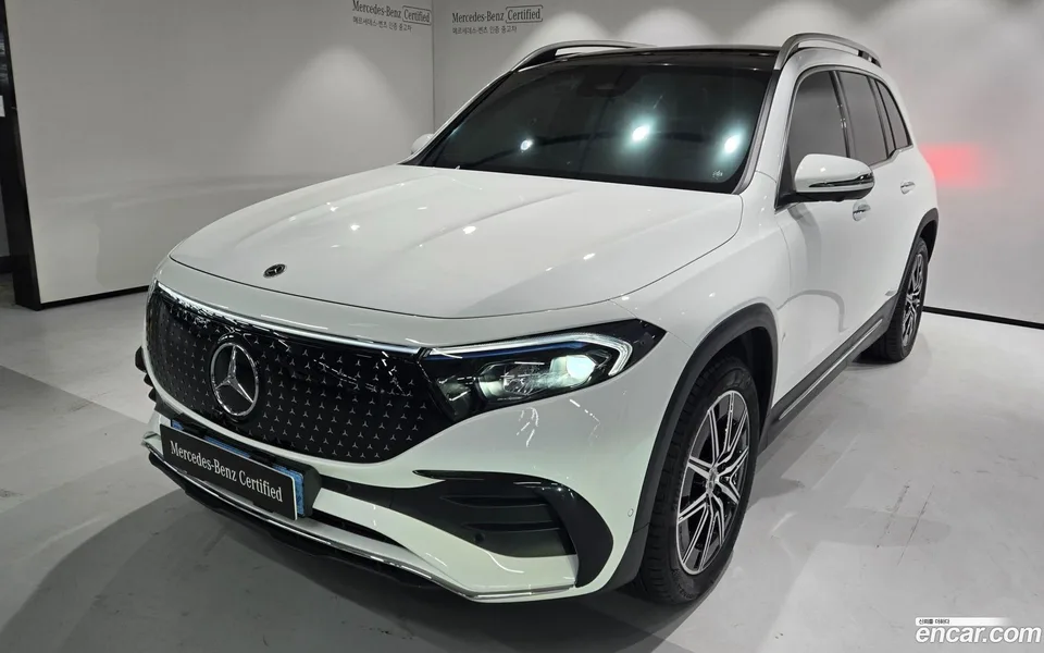 Mercedes-Benz EQB EQB300 4MATIC AMG 2025 — photo 1, buy with delivery to Moscow