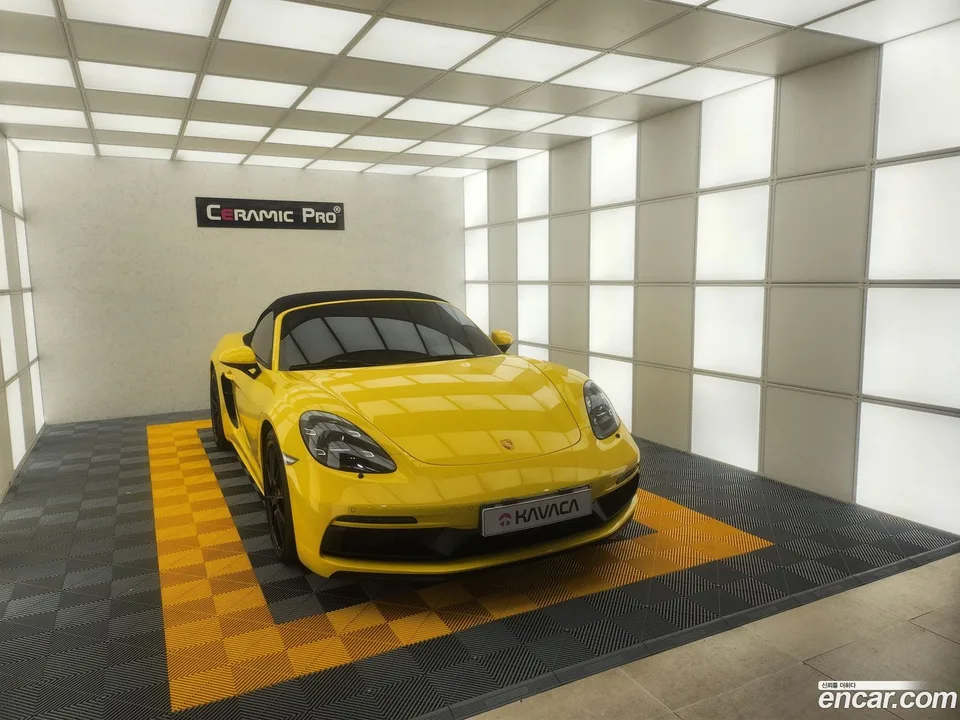 Porsche 718 Boxster 4.0 GTS 2024 — photo 1, buy with delivery to Moscow