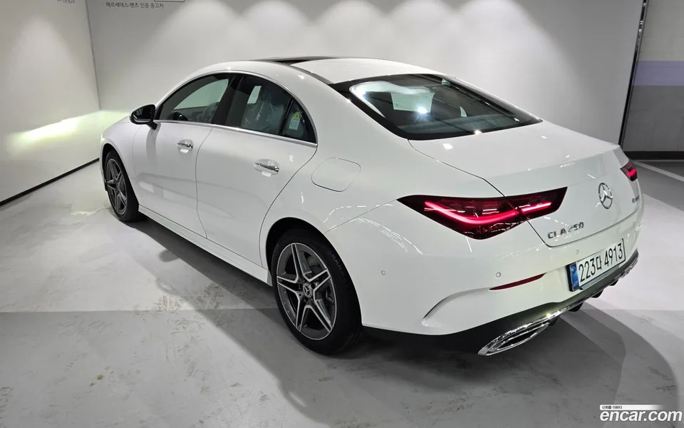 Mercedes-Benz CLA-Class CLA250 4MATIC 2025 — thumbnail 3