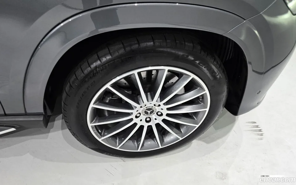 Mercedes-Benz GLE-Class GLE450 4MATIC 2025 — thumbnail 2