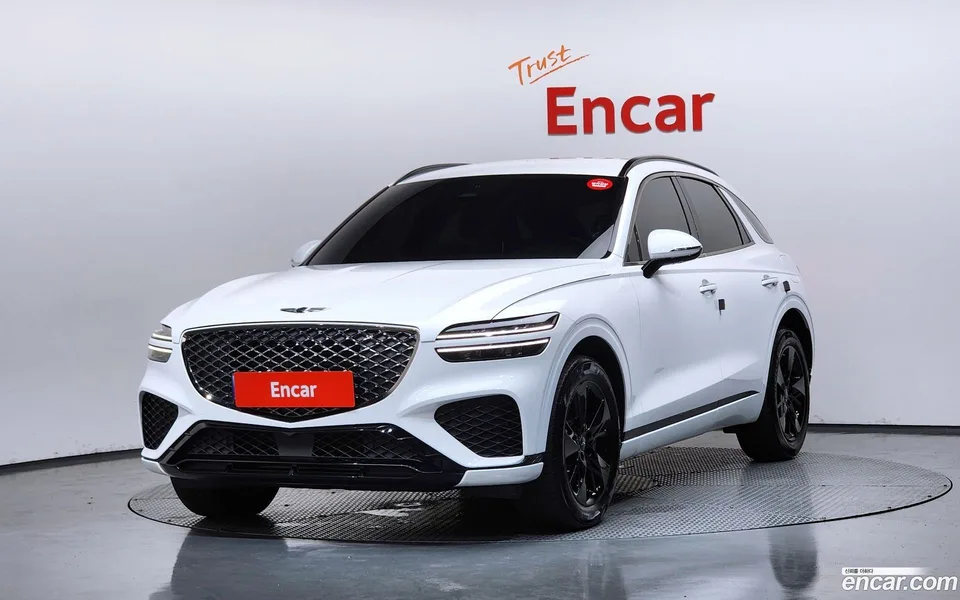 Genesis GV70 2.2 2WD 2022 — photo 1, buy with delivery to Moscow