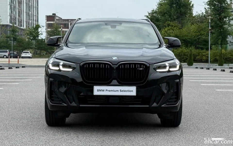 BMW X4 xDrive M40i 2025 — thumbnail 3