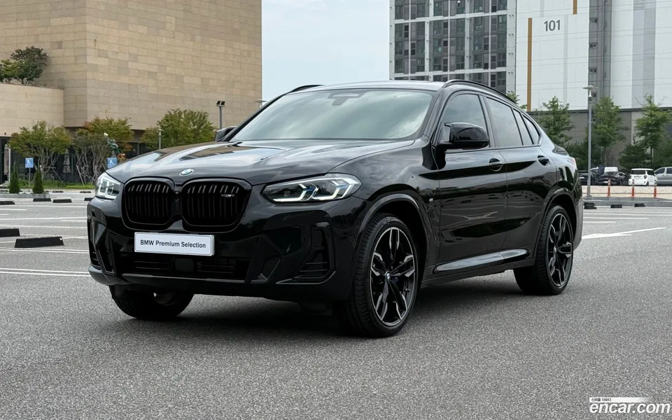 BMW X4 xDrive M40i 2025 — photo 1, buy with delivery to Moscow