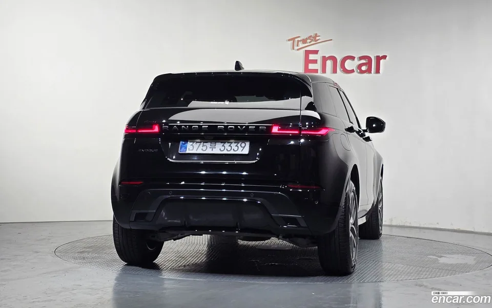 Land Rover Range Rover Evoque P250 SE 2025 — thumbnail 4