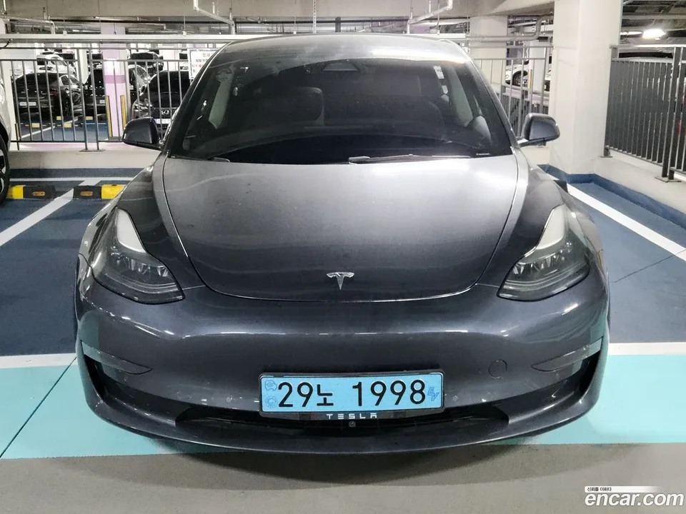 Tesla Model 3 AWD 2022 — thumbnail 3