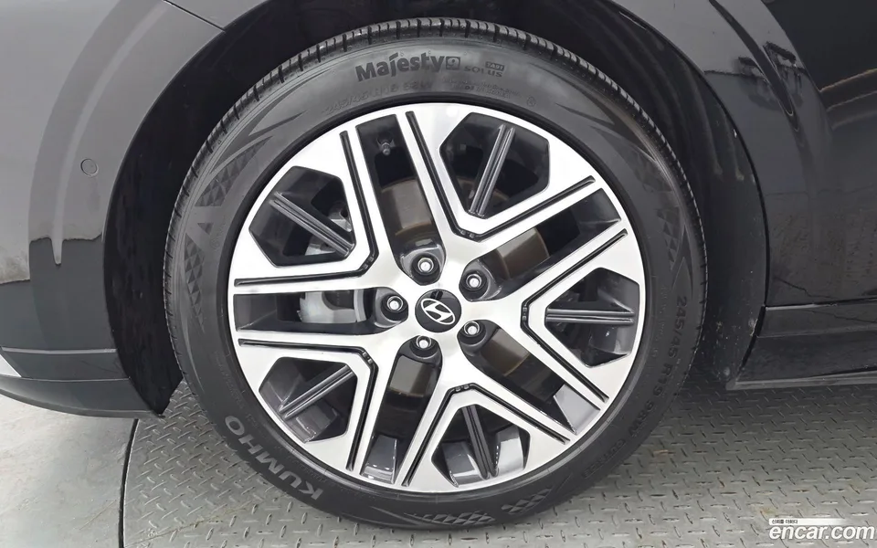 Hyundai Grandeur 2.5 2WD 2024 — thumbnail 2