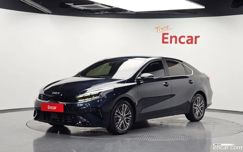 Kia K3 1.6 2023 — photo 1, buy with delivery to Moscow