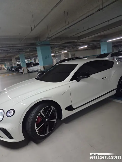 Bentley Continental GT 2023 купить в Москве