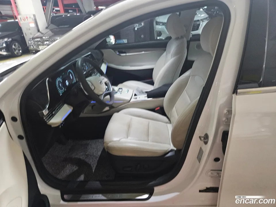 Hyundai Grandeur IG 3.3 2022 — thumbnail 2