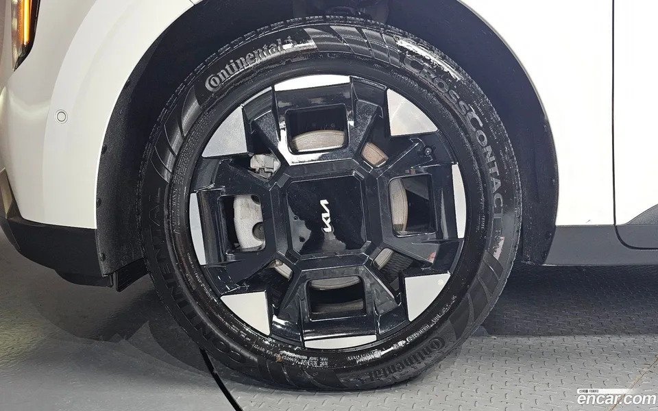 Kia Carnival HEV 9 2025 — thumbnail 2