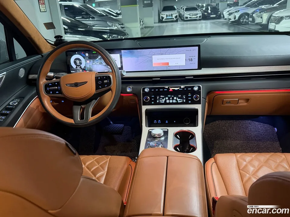 Genesis GV80 2.5T 2WD 2024 — photo 1, buy with delivery to Moscow