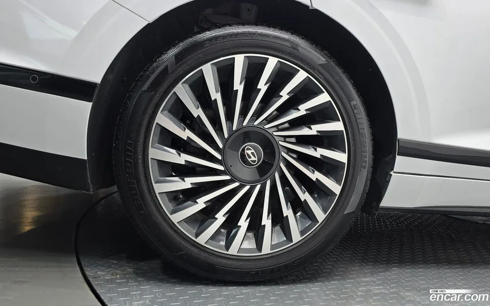 Hyundai Grandeur Hybrid 2023 — миниатюра 5