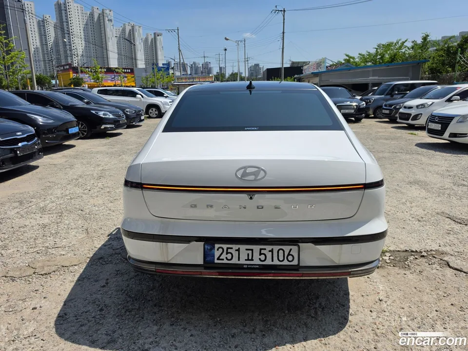 Hyundai Grandeur Hybrid 2025 — thumbnail 2