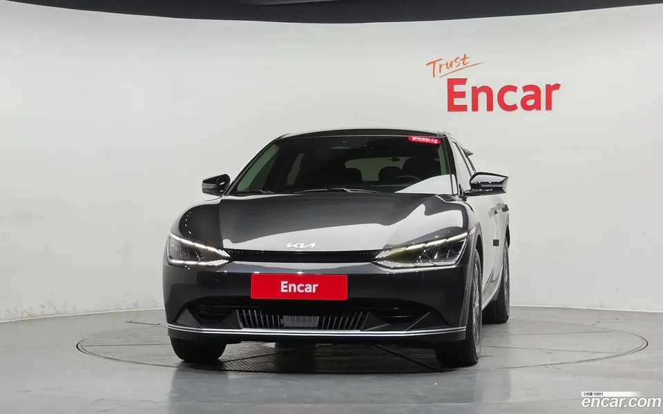 Kia EV6 4WD 2022 — thumbnail 3