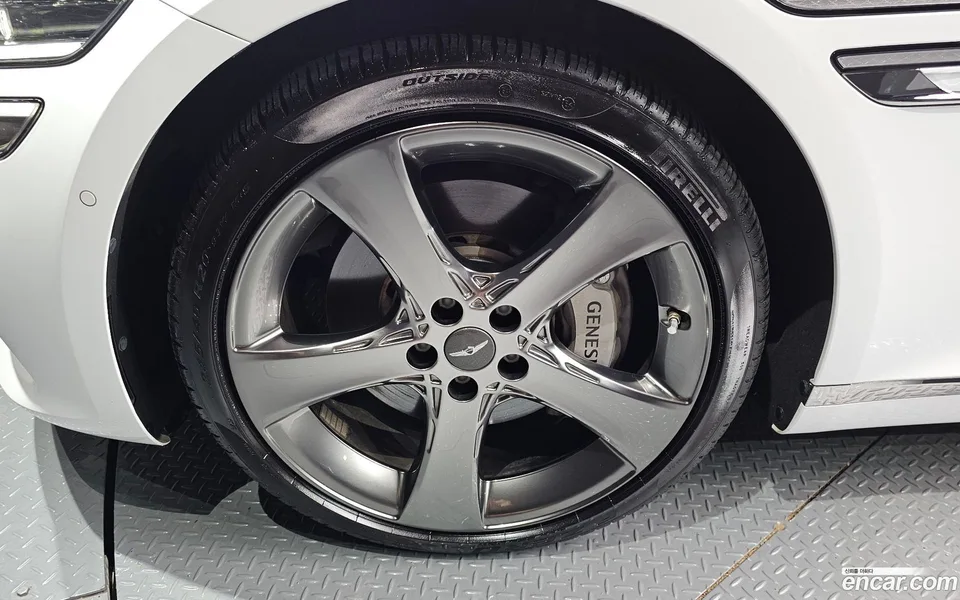 Genesis G80 2.5 AWD 2023 — thumbnail 5