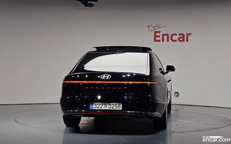 Hyundai Grandeur Hybrid 2024 — thumbnail 4