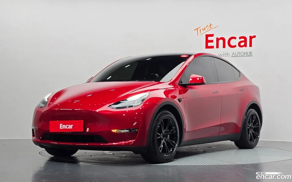 Tesla Model Y AWD 2022 — фото 1, купить с доставкой в Москву