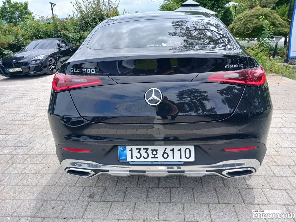 Mercedes-Benz GLC-Class GLC300 4MATIC 2025 — thumbnail 4