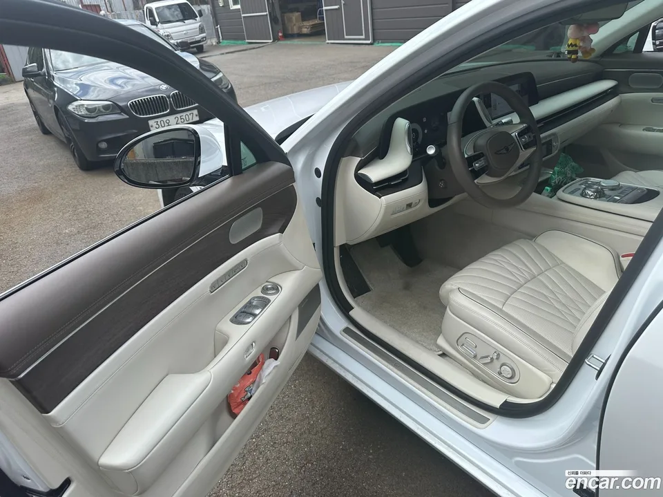 Genesis G90 3.5 AWD 2023 — thumbnail 3