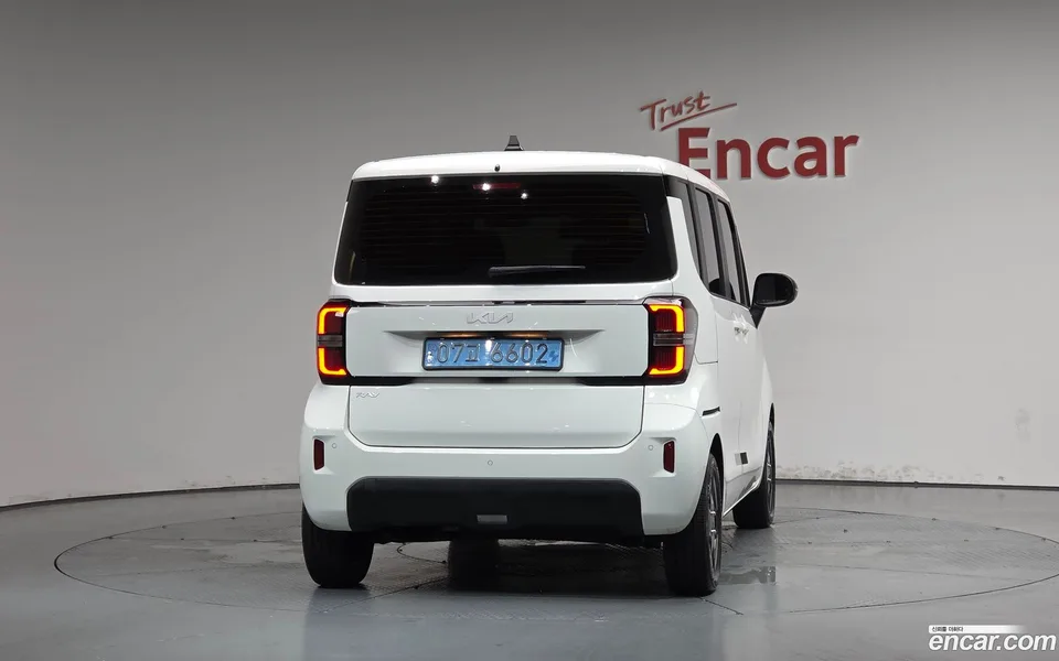 Kia Ray EV 2024 — thumbnail 3