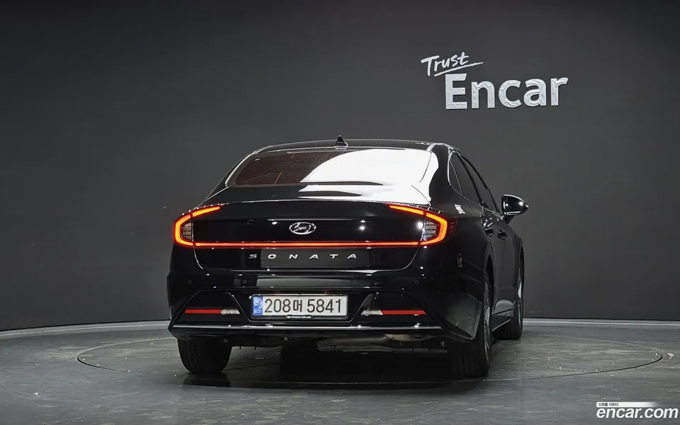 Hyundai Sonata 2.0 2022 — thumbnail 4