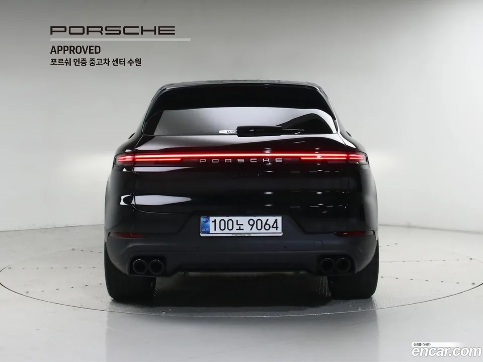 Porsche Cayenne 3.0 S E- 2025 — thumbnail 4