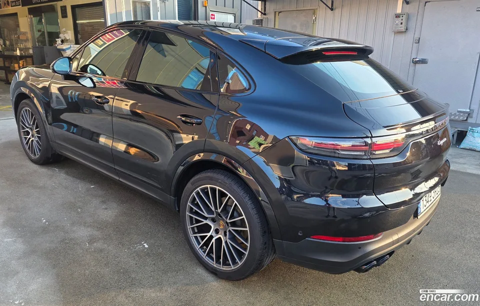 Porsche Cayenne 3.0 2022 — thumbnail 5