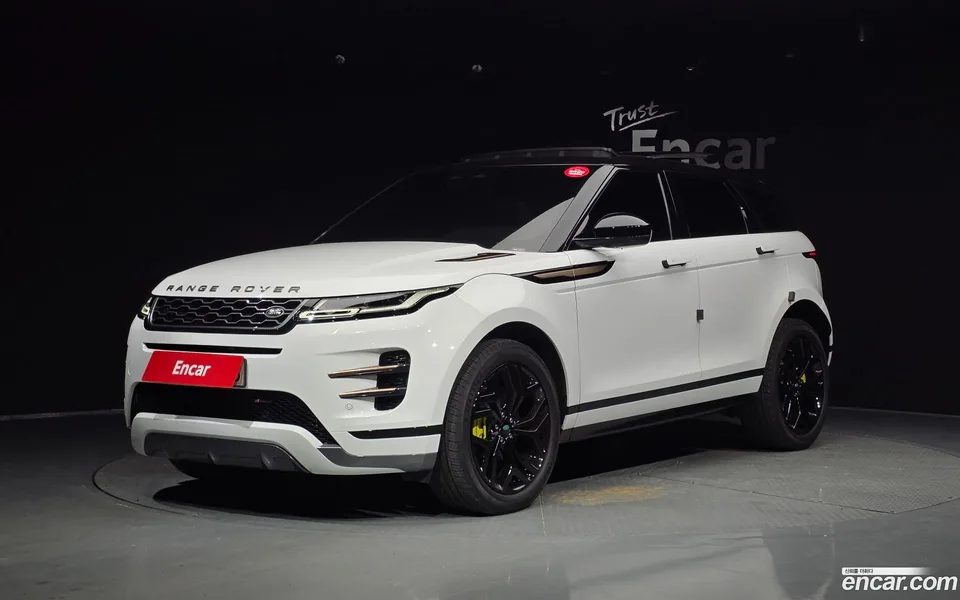 Land Rover Range Rover Evoque P250 R- SE 2022 — photo 1, buy with delivery to Moscow