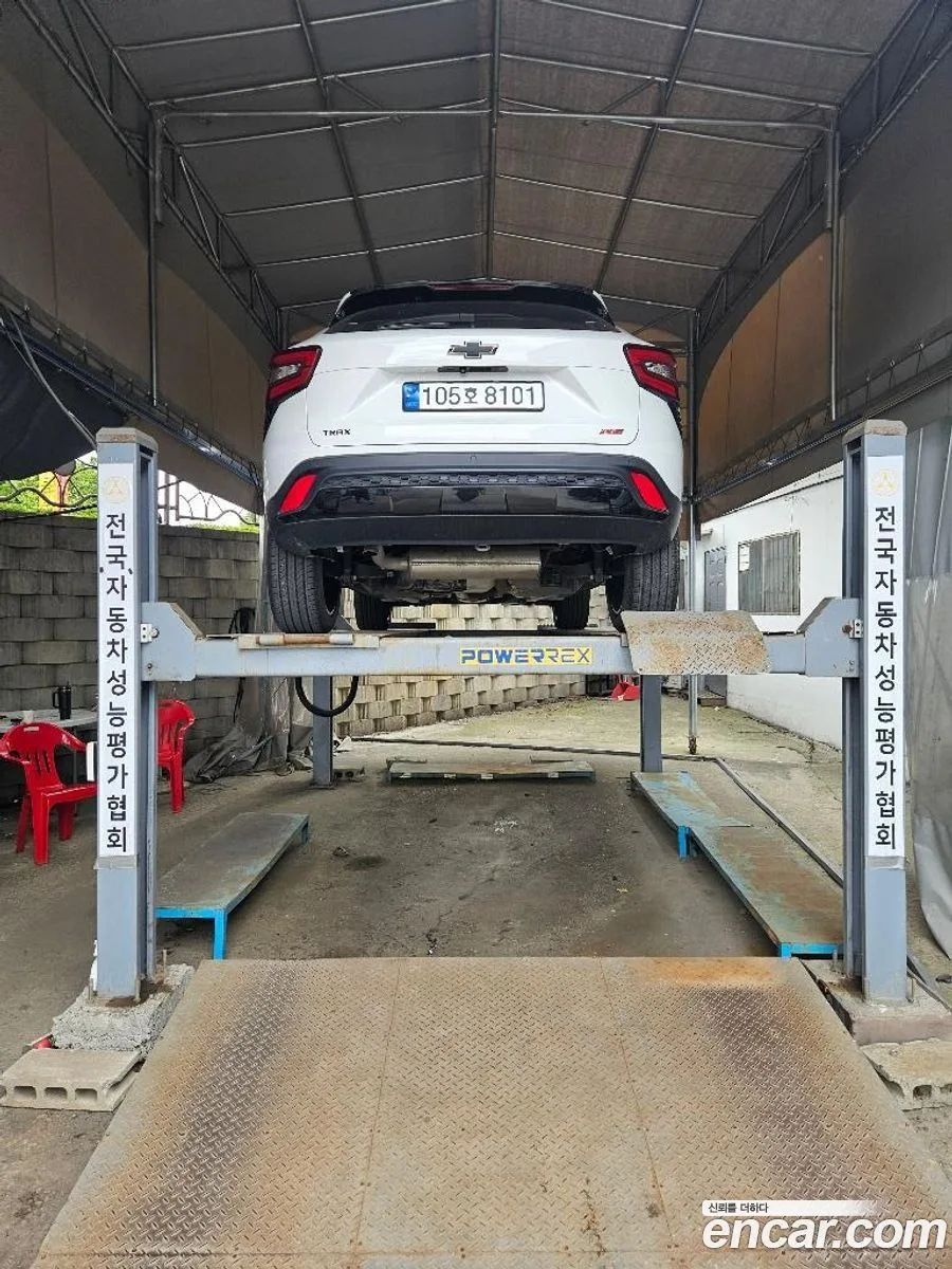 Chevrolet Trax Crossover 1.2 RS 2023 — миниатюра 2