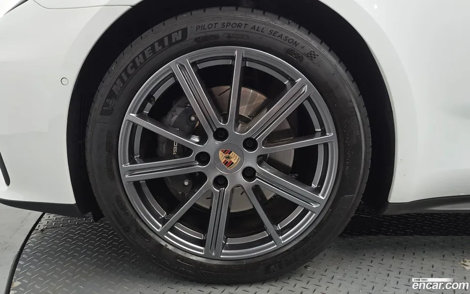 Porsche Panamera (976) 2.9 AWD 2024 — thumbnail 2
