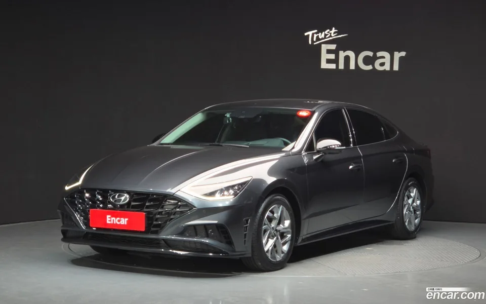 Hyundai Sonata 2.0 2023 — фото 1, купить с доставкой в Москву