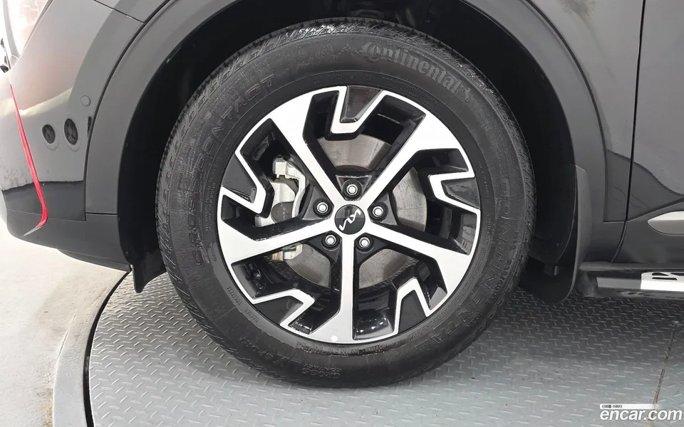 Kia Sportage Hybrid 4WD 2023 — миниатюра 2