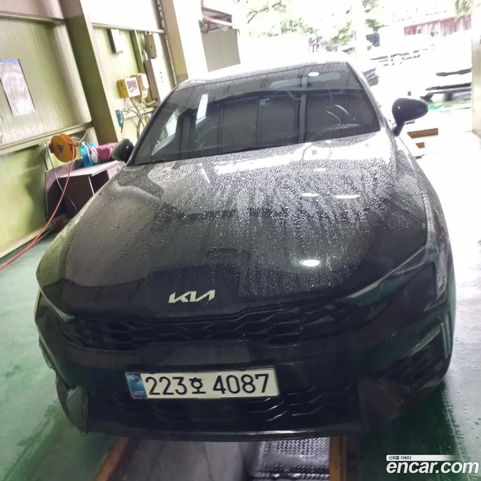 Kia K5 2.0 2025 — photo 1, buy with delivery to Moscow
