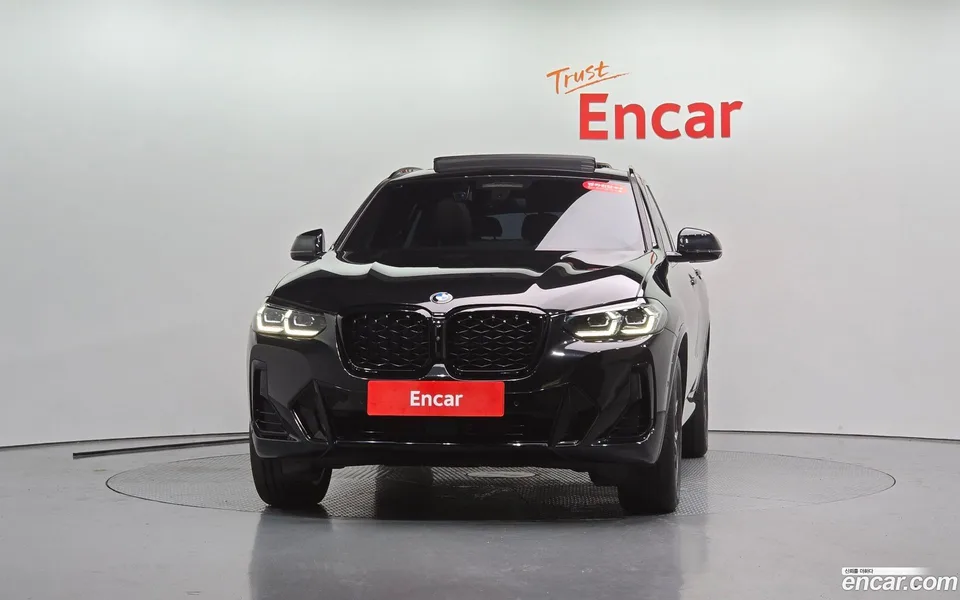 BMW X4 xDrive20i M 2023 — thumbnail 3