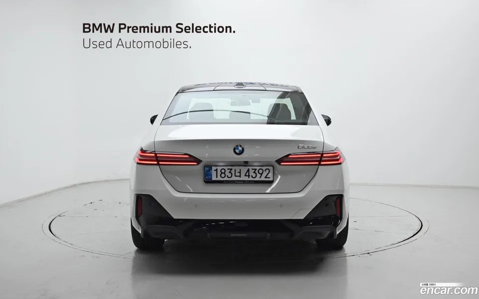 BMW 5 Series 523d M 2025 — thumbnail 4
