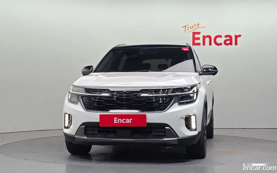 Kia Seltos 2.0 4WD 2023 — thumbnail 3