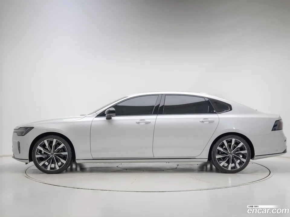 Volvo S90 B5 2025 — thumbnail 4