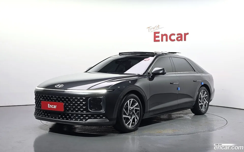 Hyundai Grandeur Hybrid 2023 — photo 1, buy with delivery to Moscow