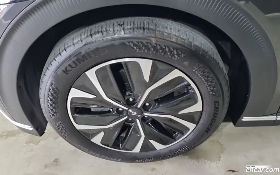 Kia EV6 2023 — thumbnail 5