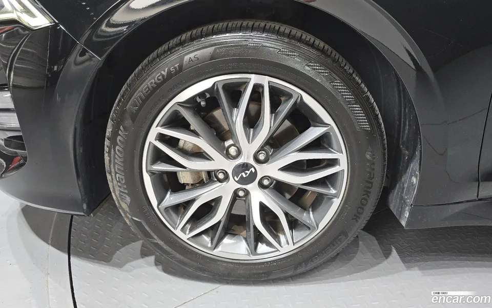 Kia K5 2.0 2022 — thumbnail 2