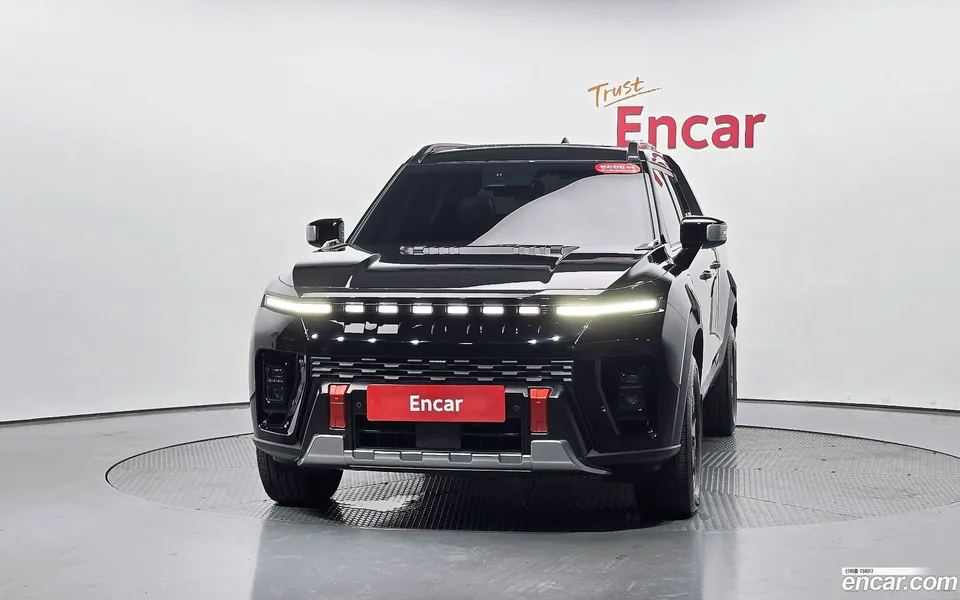 KG Mobility Musso EV MX 2025 — thumbnail 3