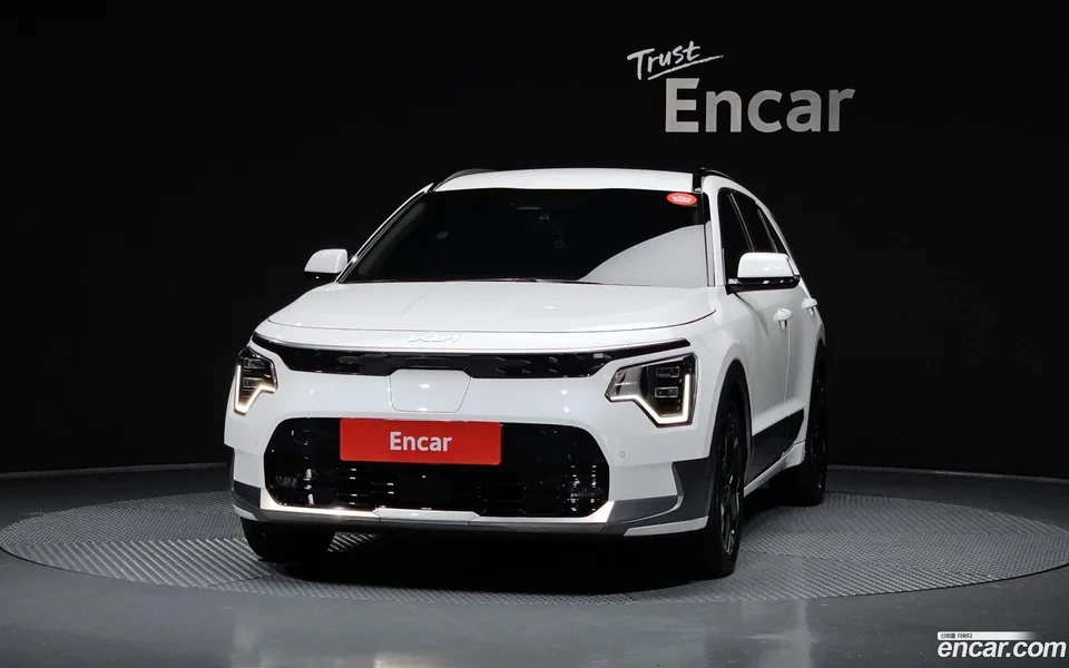 Kia Niro EV 2023 — thumbnail 3