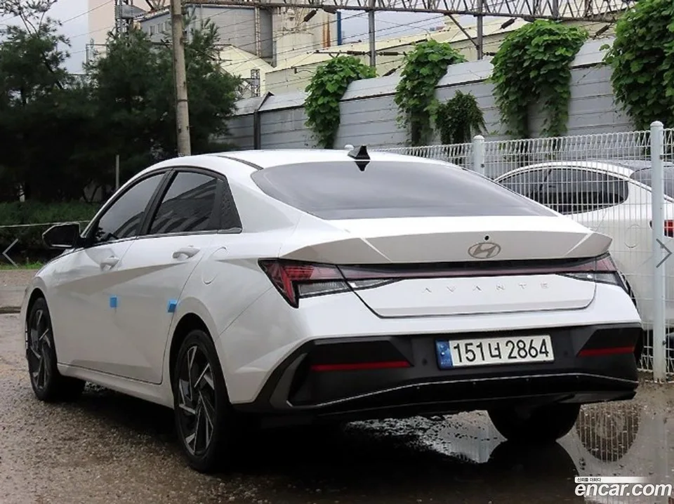 Hyundai Avante CN7 1.6 2023 — thumbnail 3