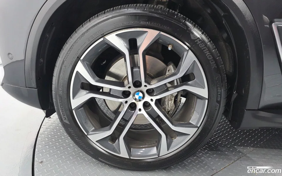 BMW X5 xDrive 30d xLine 2022 — thumbnail 5