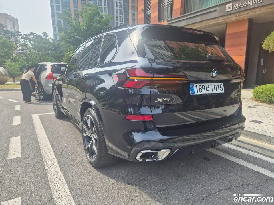BMW X5 xDrive 40i M 2026 — миниатюра 3