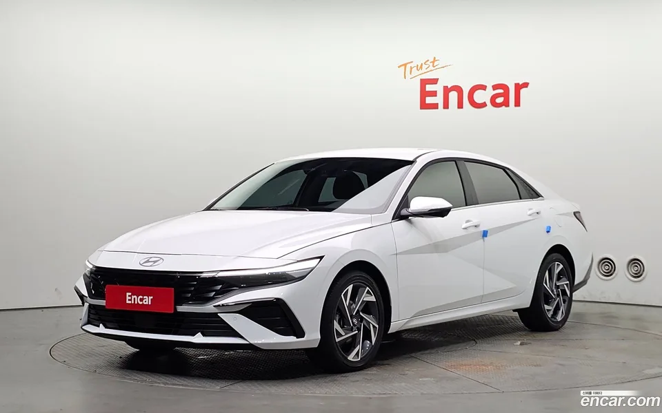 Hyundai Avante CN7 Hybrid 2025 — фото 1, купить с доставкой в Москву