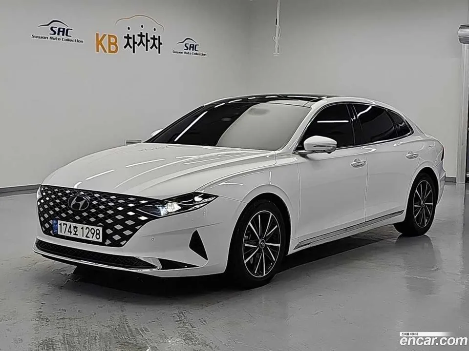 Hyundai Grandeur IG 2.5 2022 — photo 1, buy with delivery to Moscow