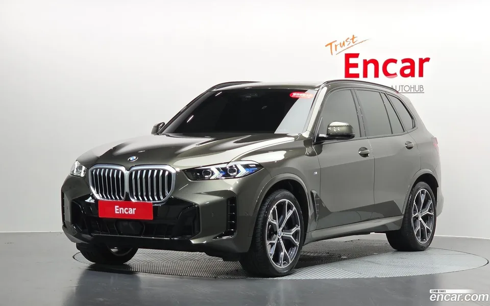 BMW X5 xDrive 30d M 2026 — photo 1, buy with delivery to Moscow