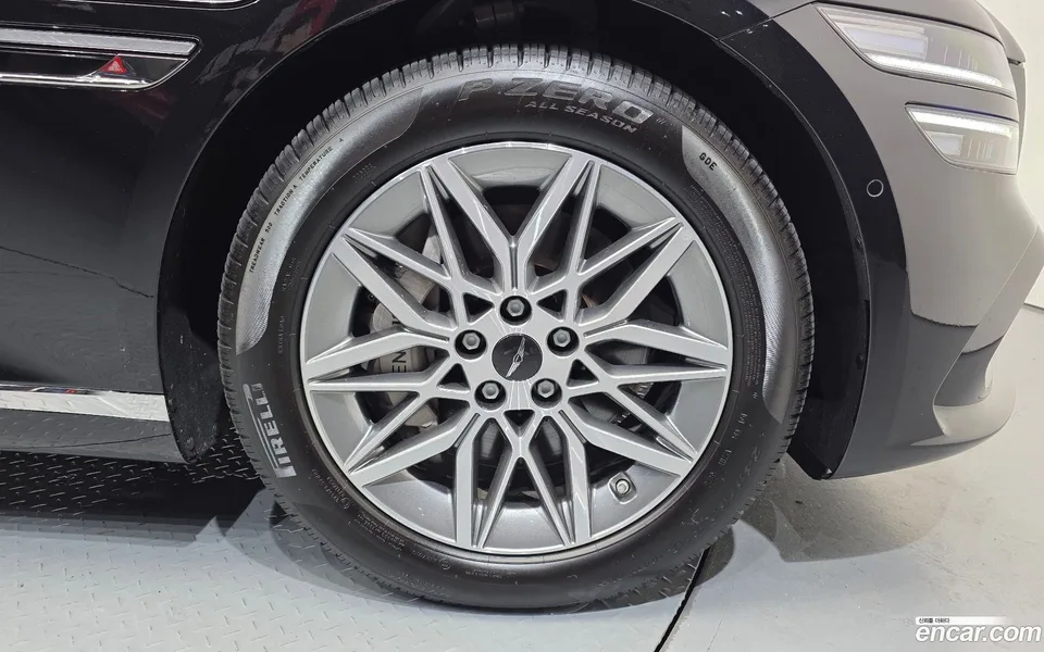 Genesis G80 2.5 AWD 2026 — thumbnail 2